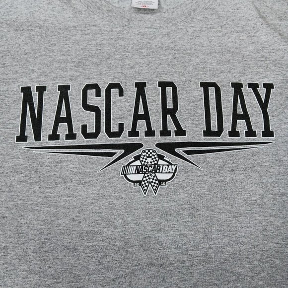 NASCAR DAY 2010 Mens XL T Shirt Gray Stock Car Auto Racing Anvil Cotton Blend - Picture 2 of 8